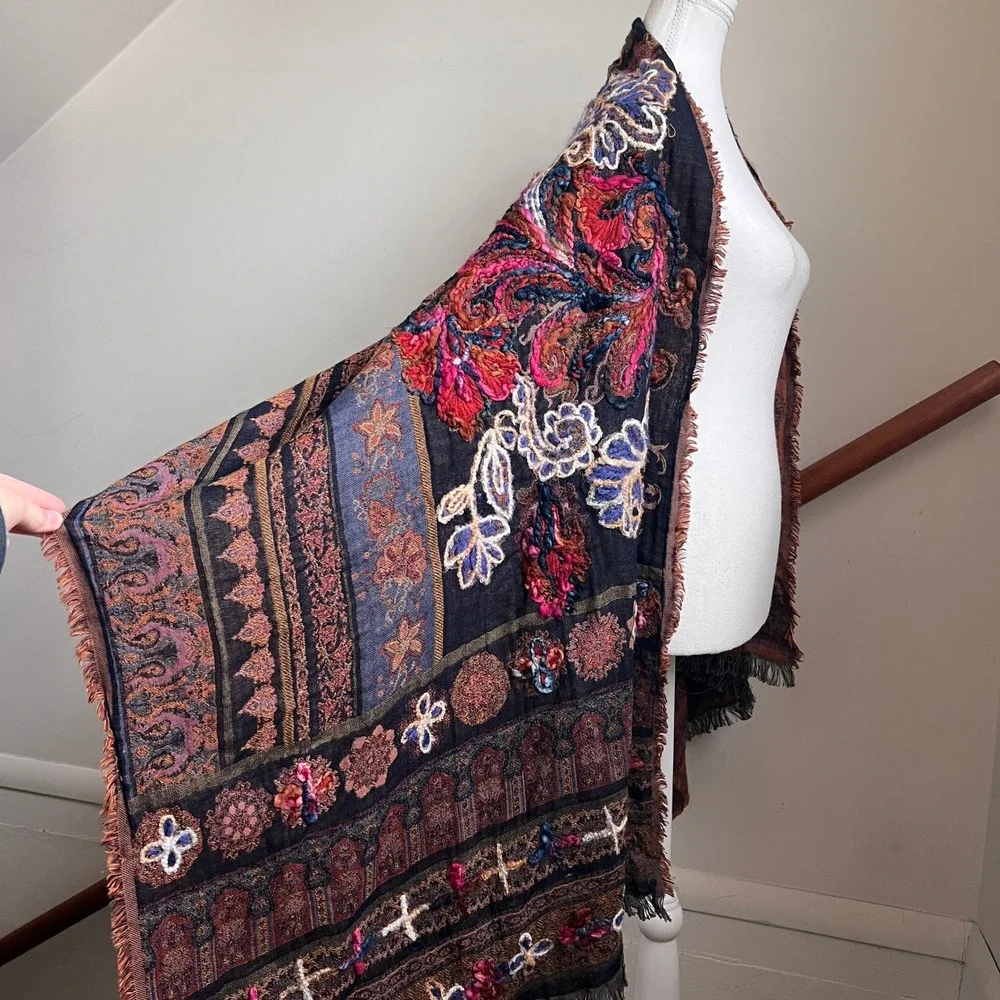 Vintage Boho Floral Tapestry Scarf Shawl Dark Artsy Forest Folk Chunky Wrap
